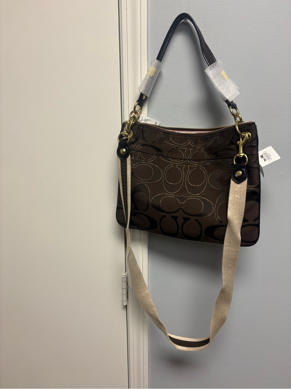 Coach Signature Poppy 2-Way Shoulder Bag 18135 - Picture 4 of 6